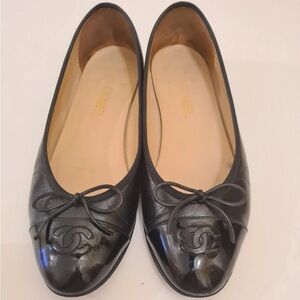 CHANEL Black Ballet Flats